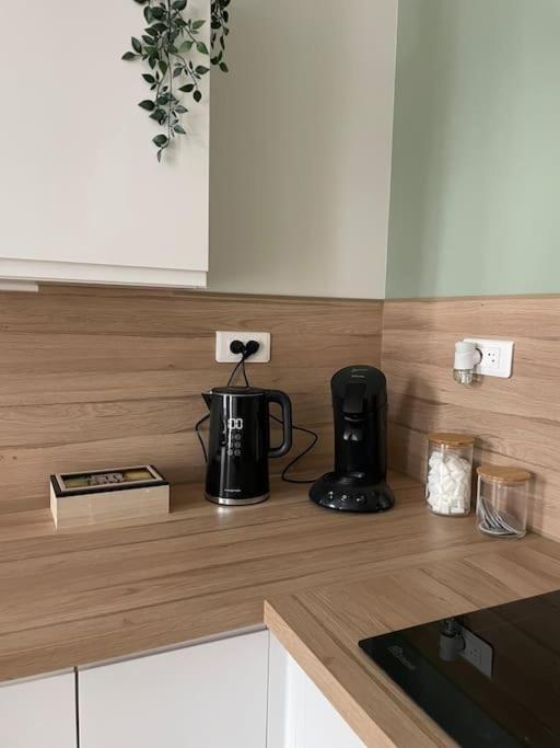 Joli Appartement Avec Parking - Proche Centre Ville Chartres Kültér fotó